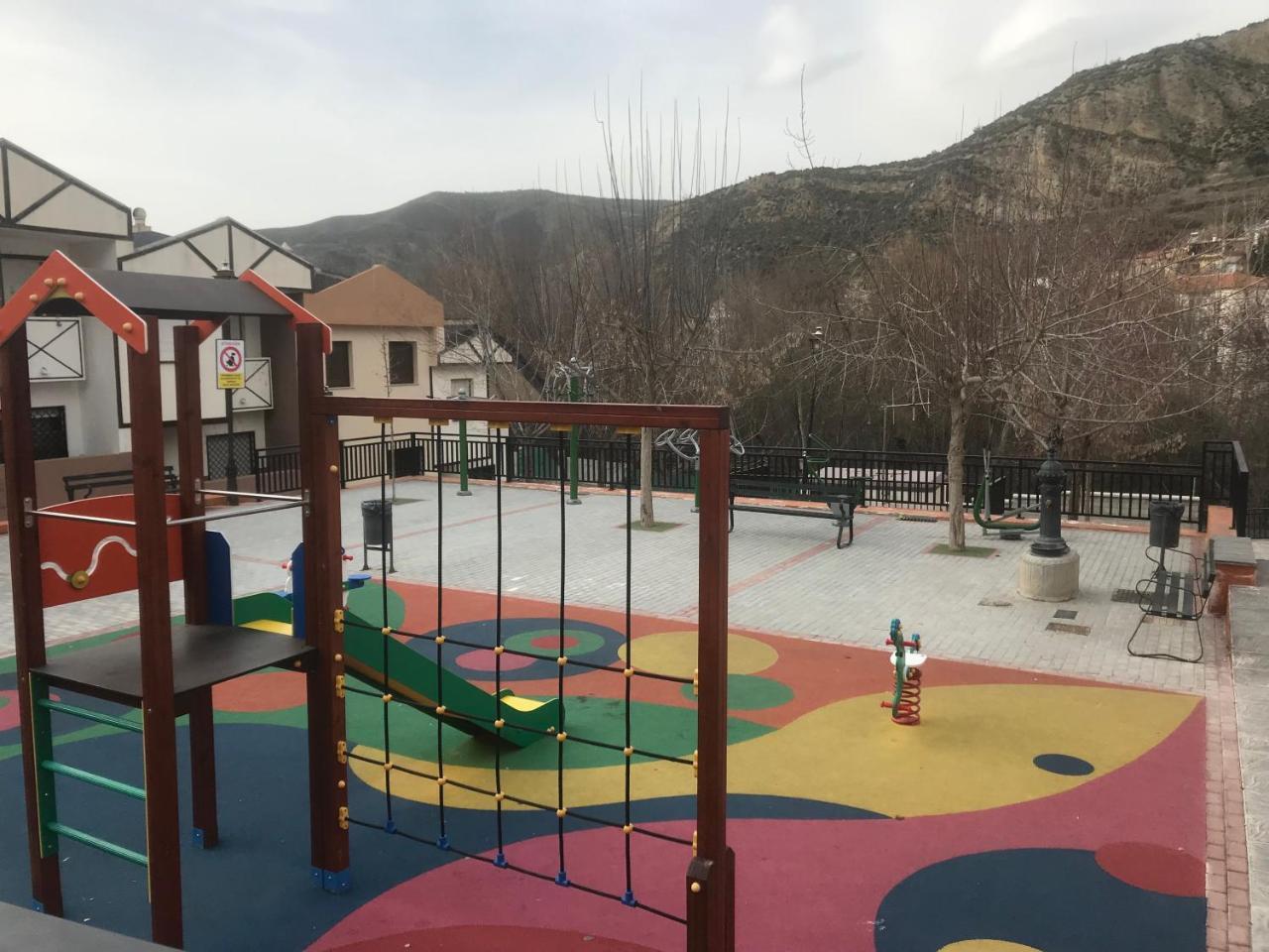 Apartamentos Duquesa Sierra Nevada Pinos Genil Εξωτερικό φωτογραφία